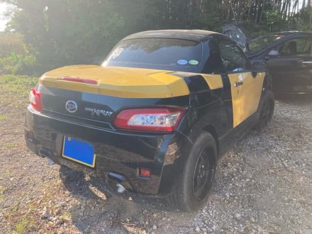 Car thumbnail 3