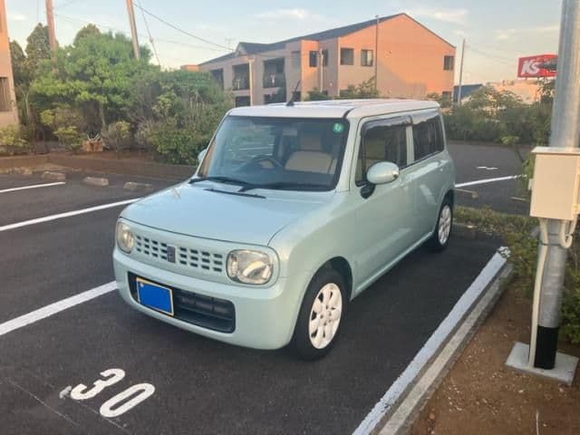 Car thumbnail 3