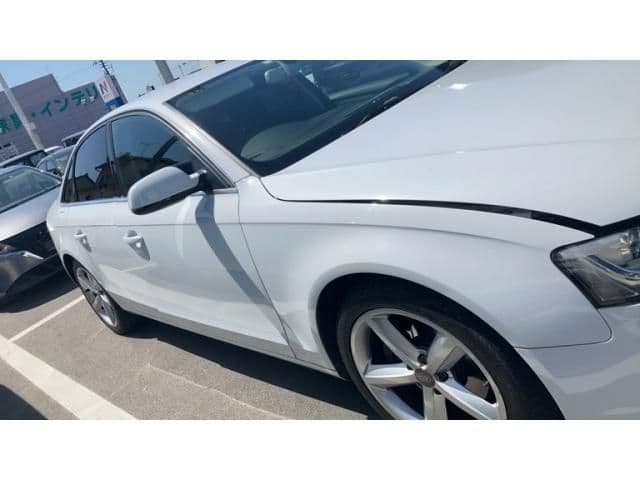Car thumbnail 2