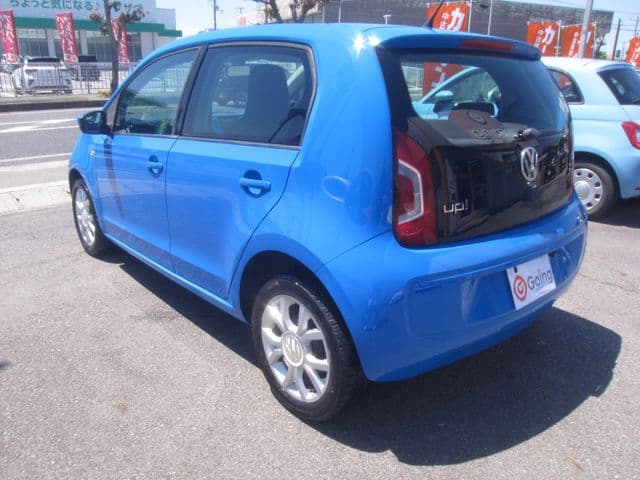 Car thumbnail 4