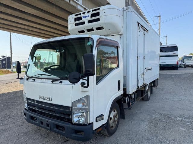 ISUZU