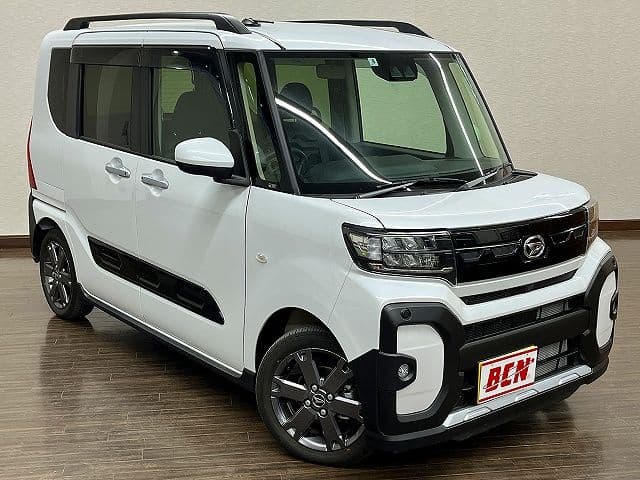 Car image 1