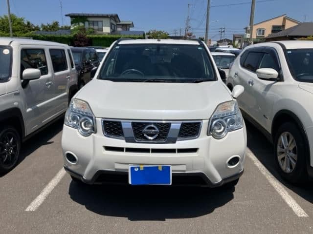 NISSAN