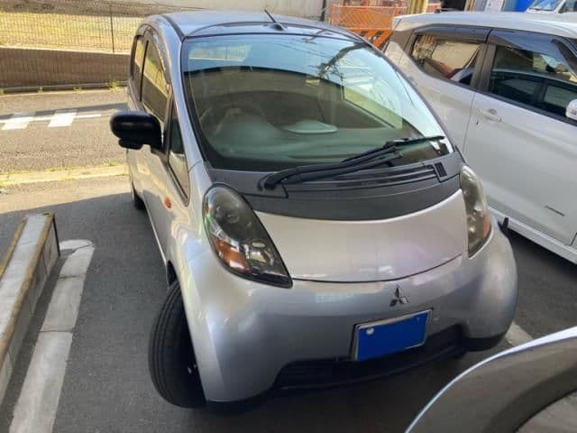  2026 MITSUBISHI i