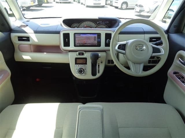 Car thumbnail 3