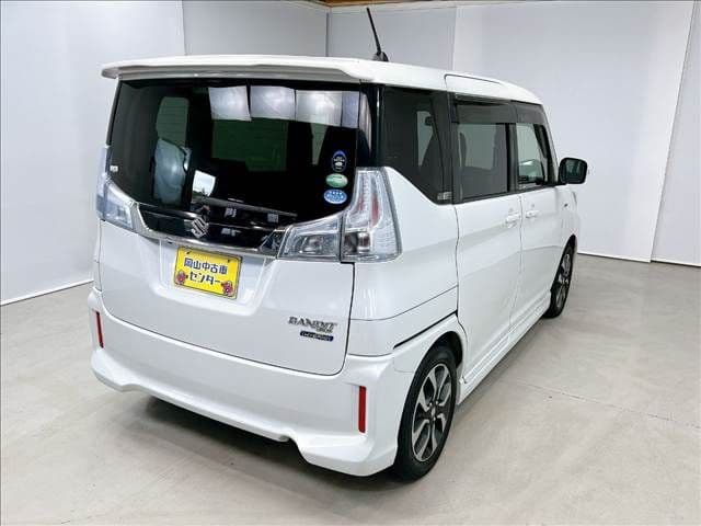 Car thumbnail 4
