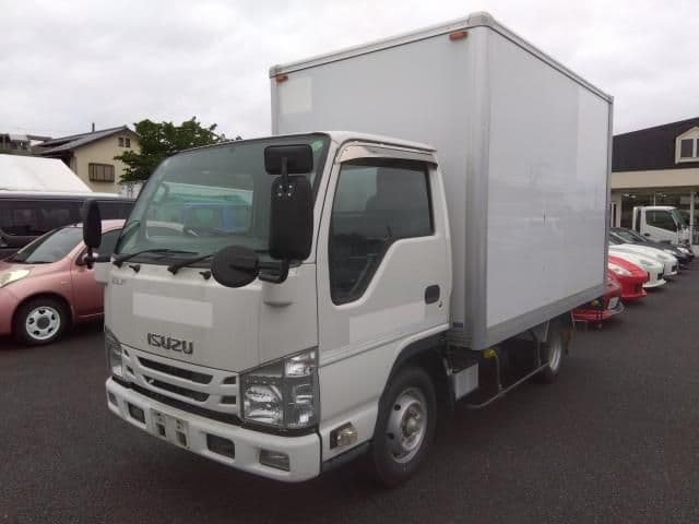 ISUZU