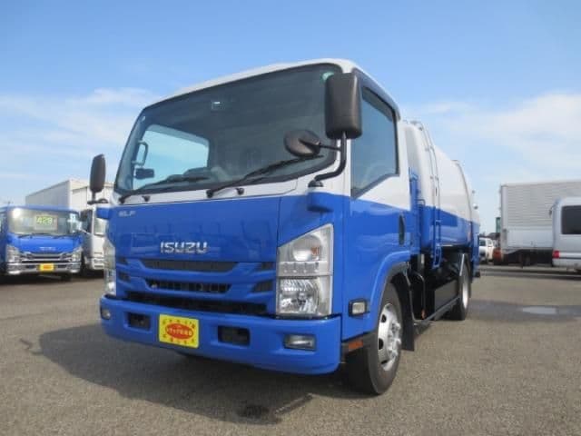 ISUZU