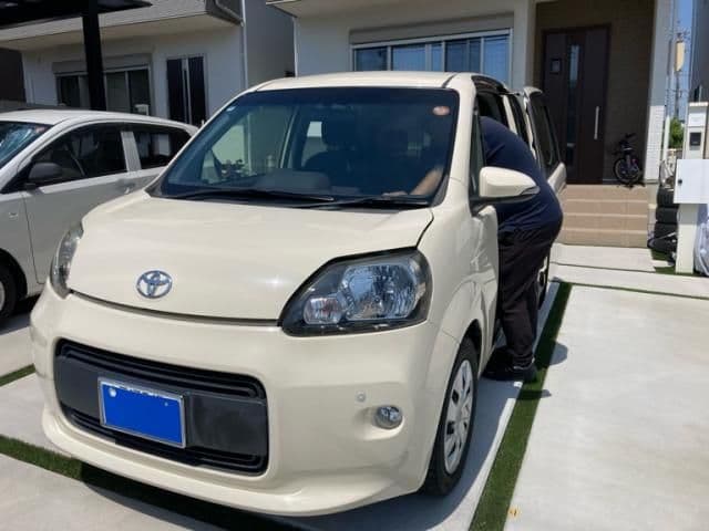 Car thumbnail 2