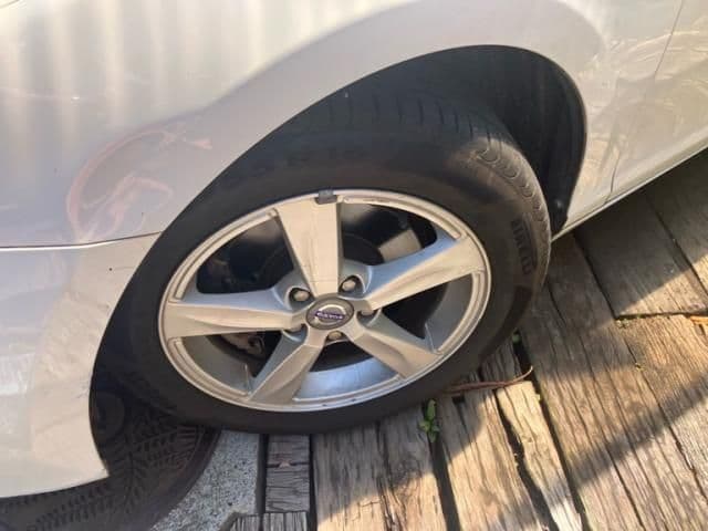 Car thumbnail 4
