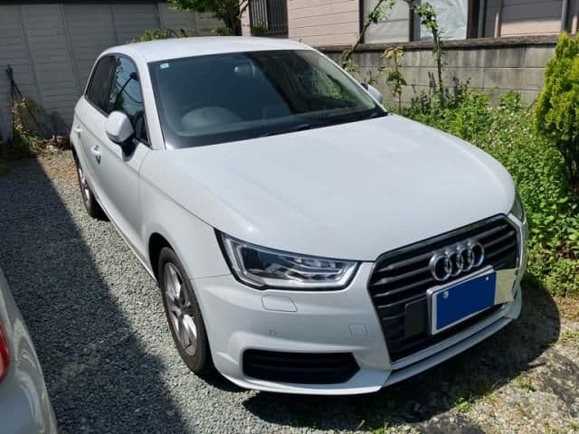 Car image 1