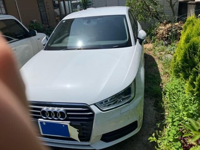 Car thumbnail 2