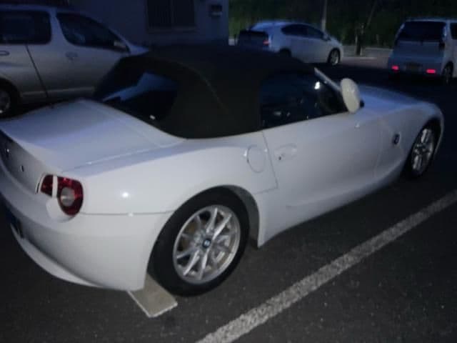 Car thumbnail 3
