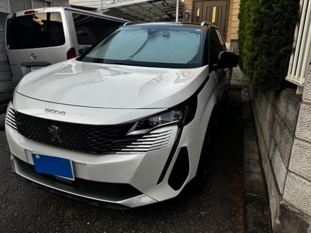 Car thumbnail 3