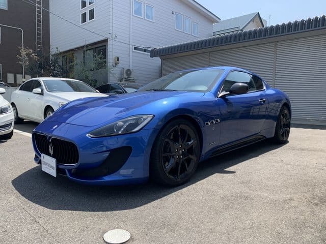 Car image 1