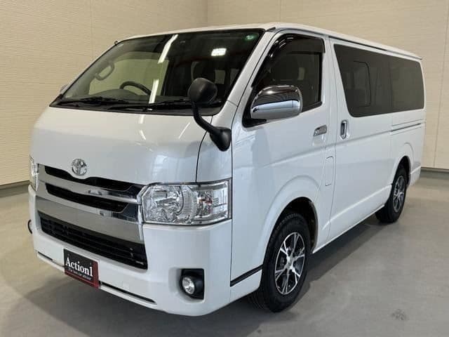 Car image 1