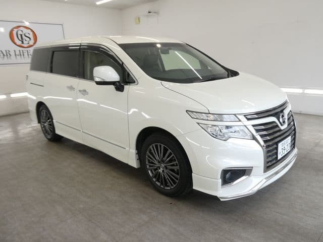 NISSAN