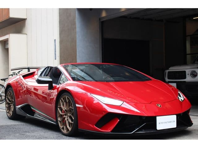 LAMBORGHINI
