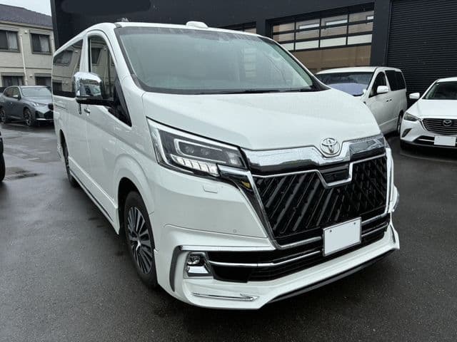 TOYOTA GRANACE