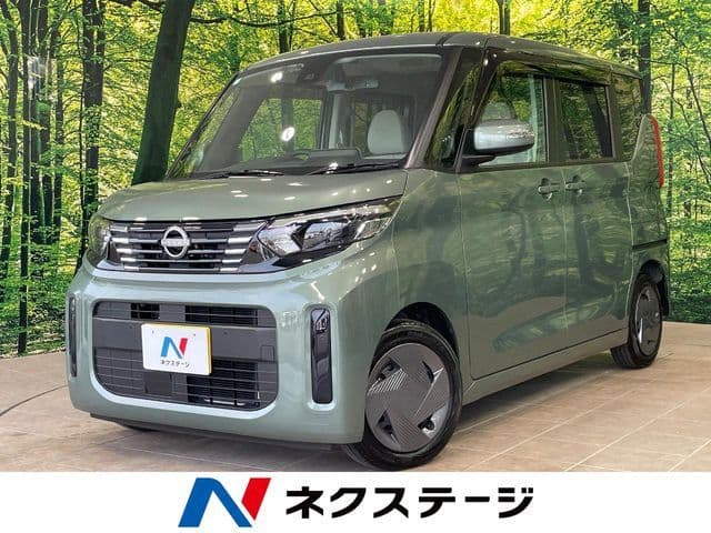 NISSAN
