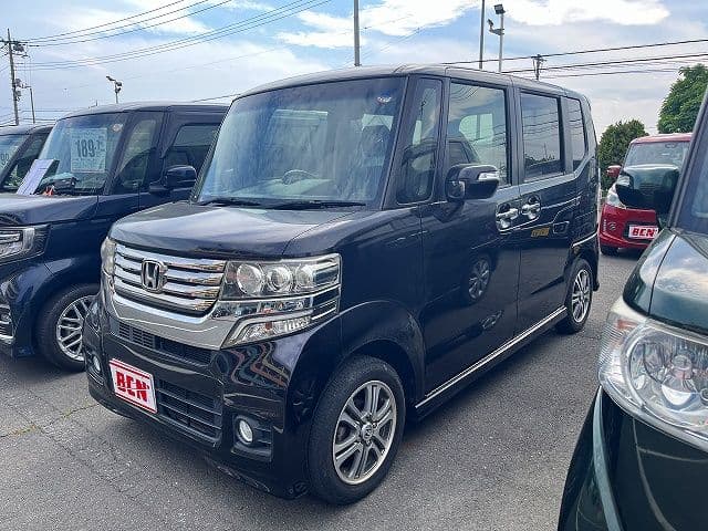 Car image 1
