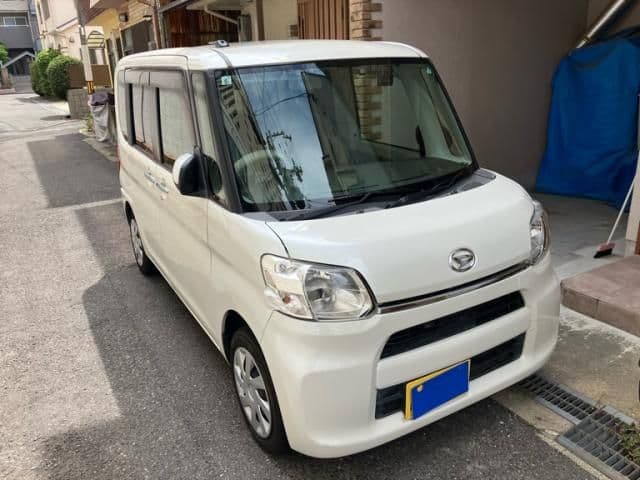 Car image 1
