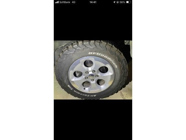 Car thumbnail 4