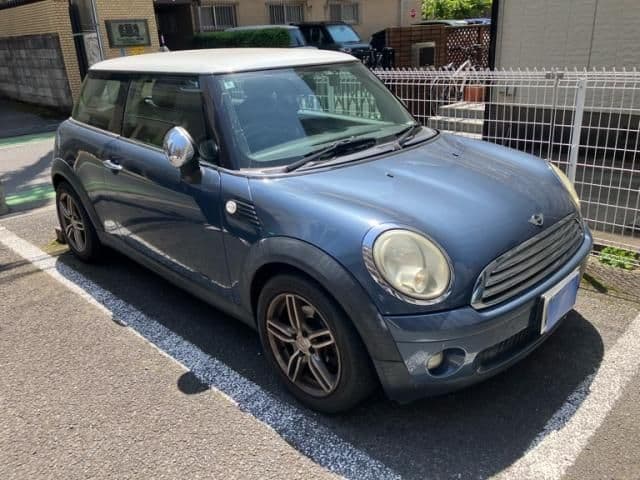 Car thumbnail 2