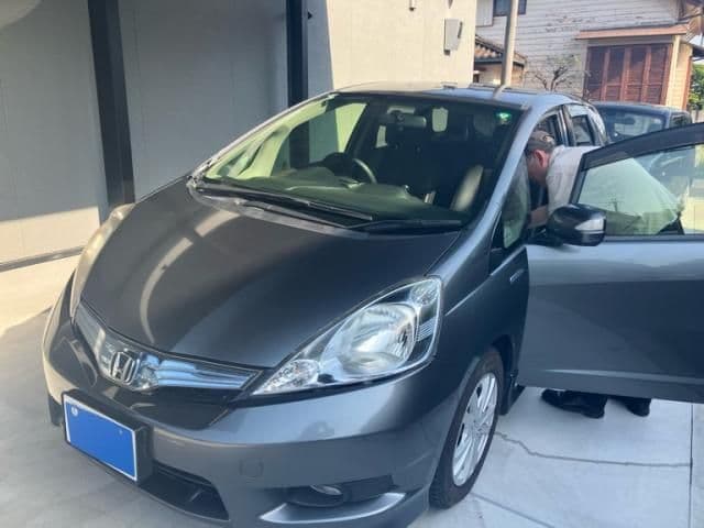 Car image 1