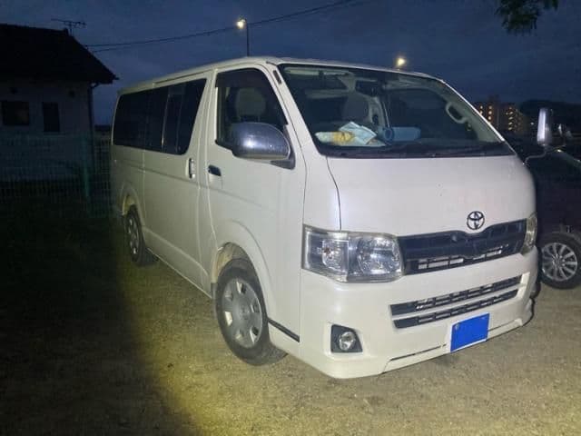 Car image 1