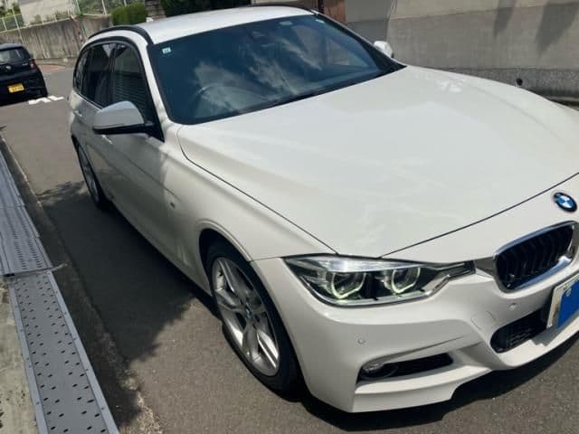 Car thumbnail 3
