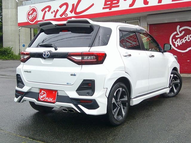 Car thumbnail 3
