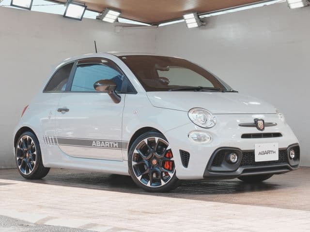 Car image 1
