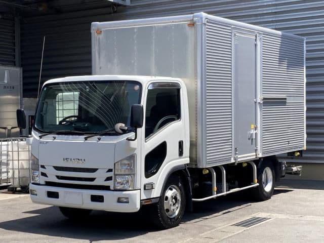 ISUZU