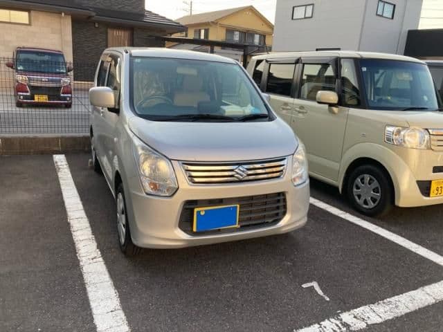 Car thumbnail 3