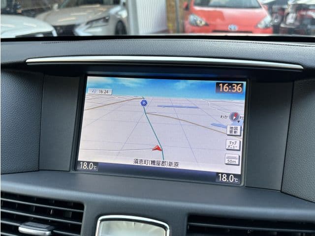 Car thumbnail 4