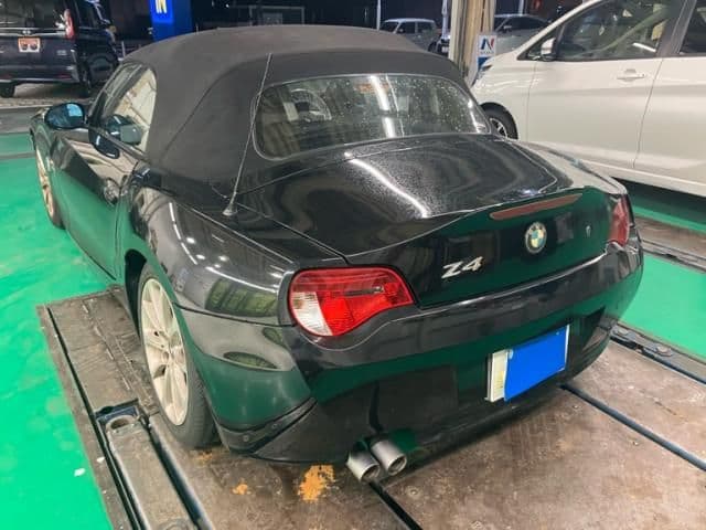 Car thumbnail 4
