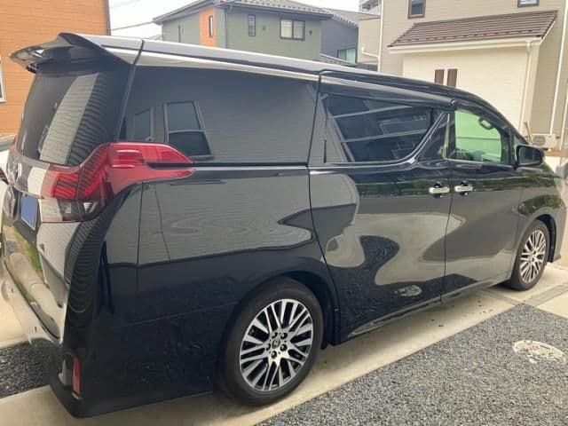 Car thumbnail 4