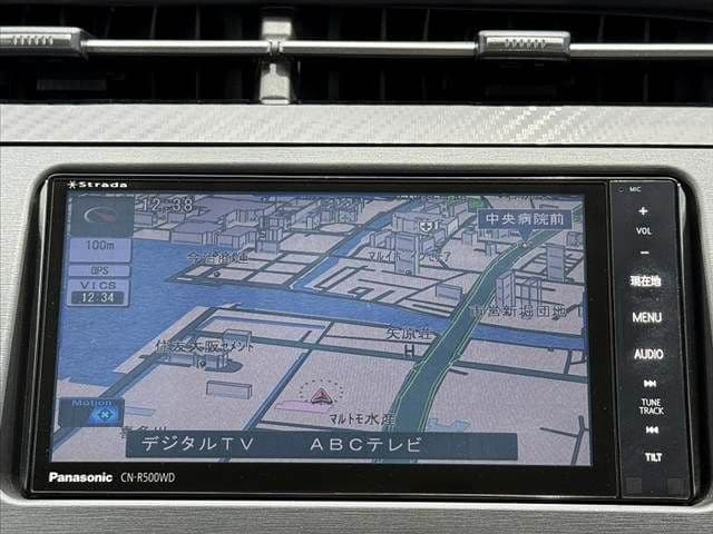 Car thumbnail 3