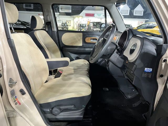 Car thumbnail 4