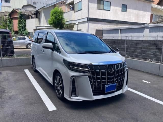 Car image 1