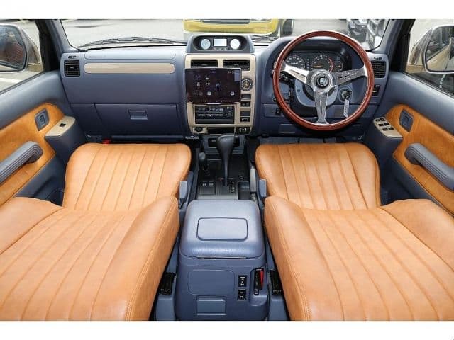Car thumbnail 2