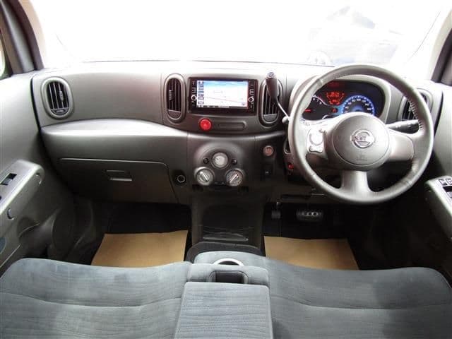 Car thumbnail 3