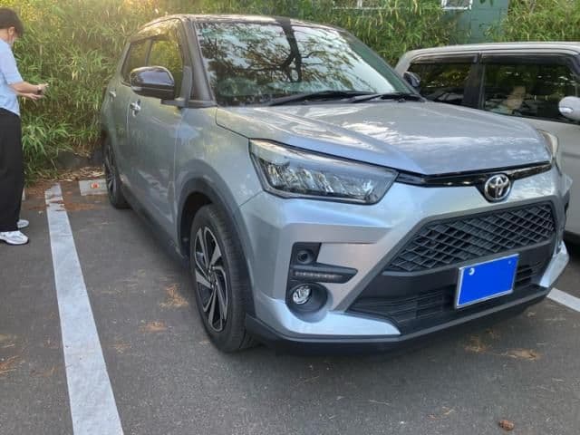 Car image 1