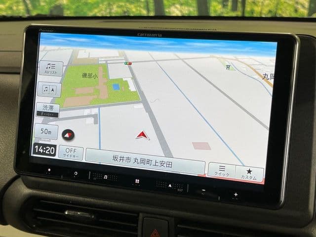 Car thumbnail 3