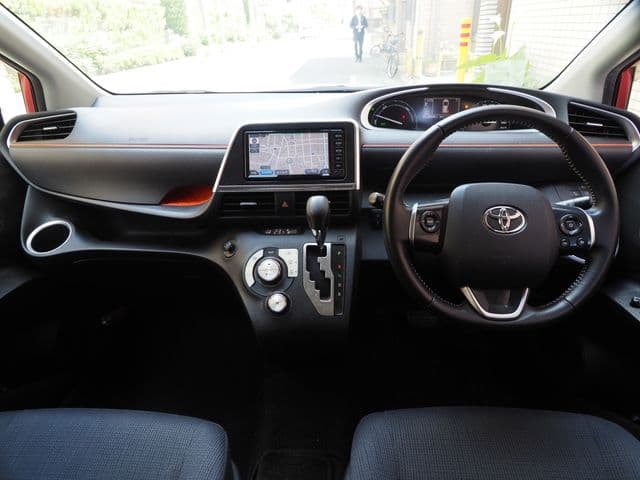 Car thumbnail 2
