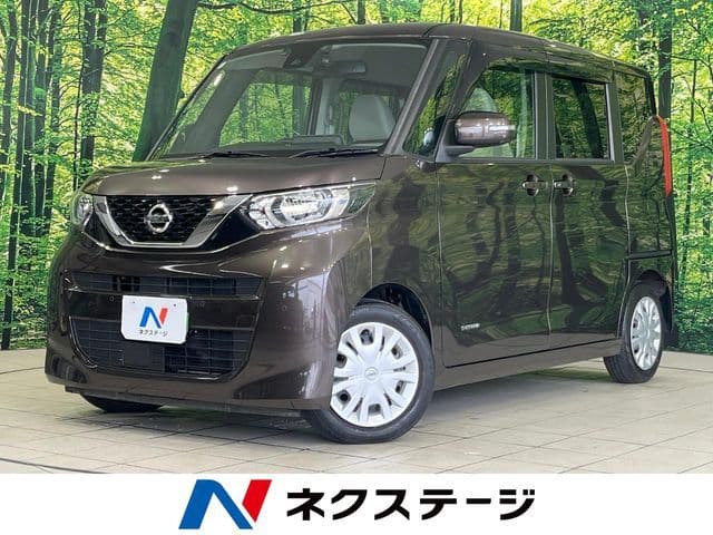 NISSAN