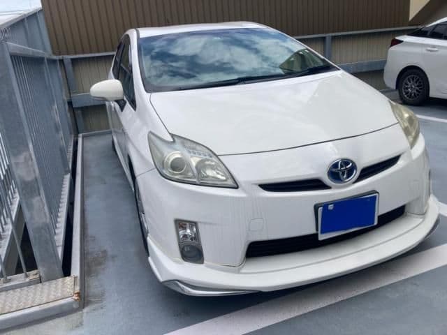 Car thumbnail 2
