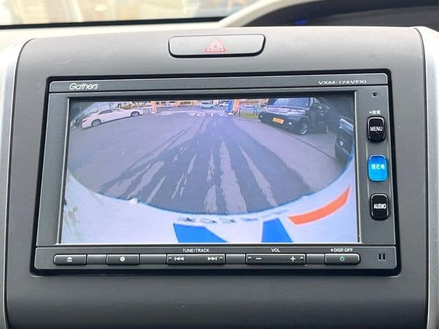 Car thumbnail 4