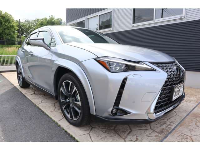 Car thumbnail 3